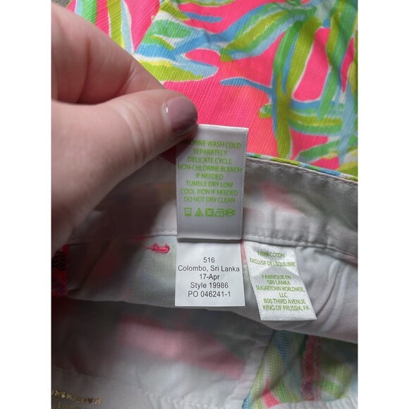 Lilly Pulitzer Buttercup Shorts Size 8 Floral Multicolor Scalloped 5" Preppy - Picture 8 of 8